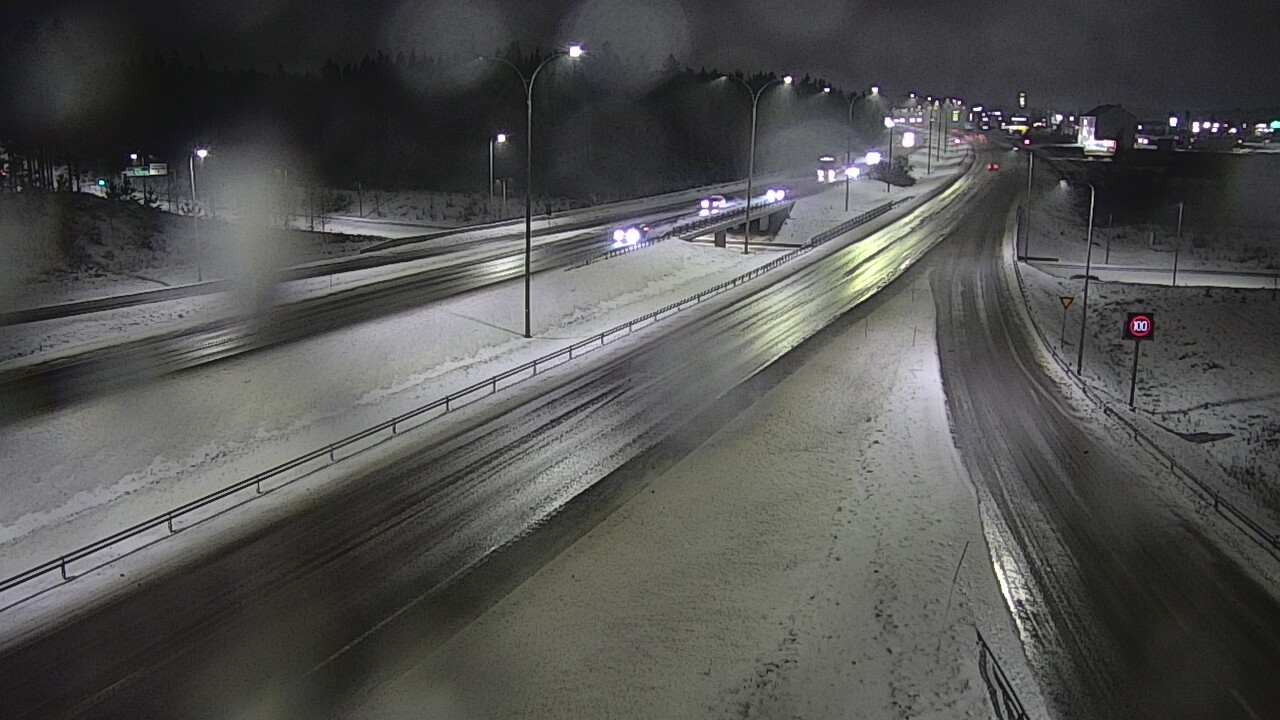 Kelikamerat Kuva Tie 4 Kempele, Zatelliitti, Oulu, Pohjois-Pohjanmaa