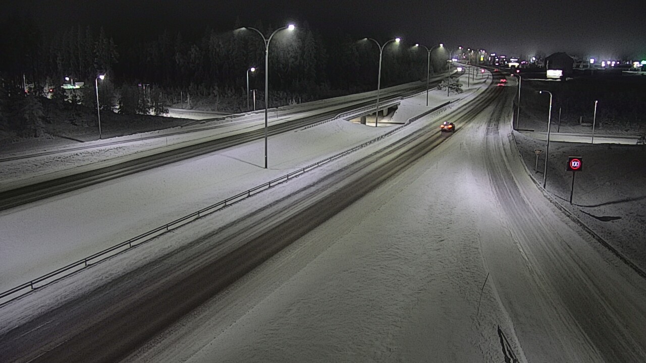Weather Camera Image Väg 4 Kempele, Zatelliitti, Oulu, Pohjois-Pohjanmaa