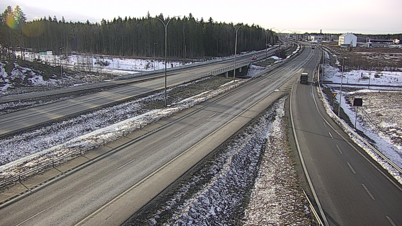 Kelikamerat Kuva Tie 4 Kempele, Zatelliitti, Oulu, Pohjois-Pohjanmaa