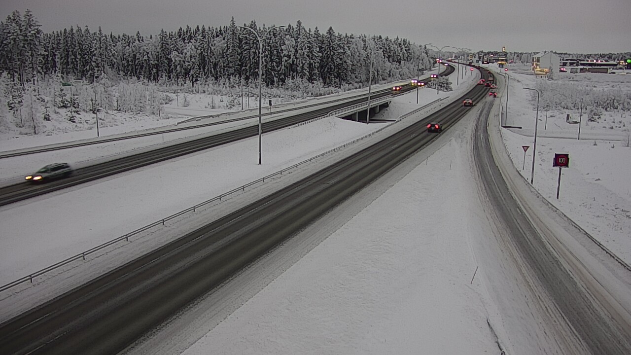 Weather Camera Image Väg 4 Kempele, Zatelliitti, Oulu, Pohjois-Pohjanmaa