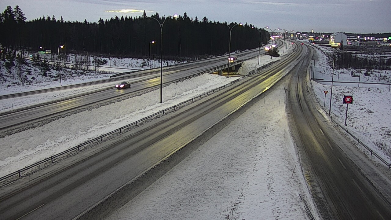 Weather Camera Image Road 4 Kempele, Zatelliitti, Oulu, Pohjois-Pohjanmaa