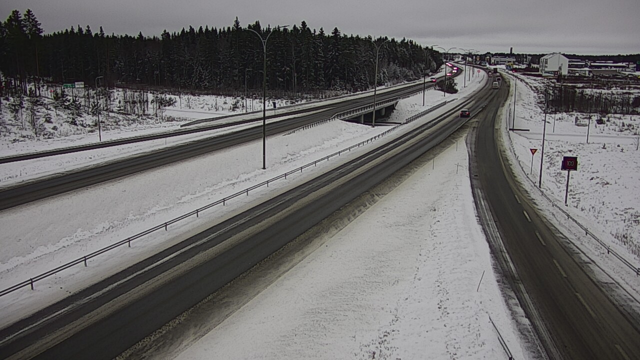 Kelikamerat Kuva Tie 4 Kempele, Zatelliitti, Oulu, Pohjois-Pohjanmaa