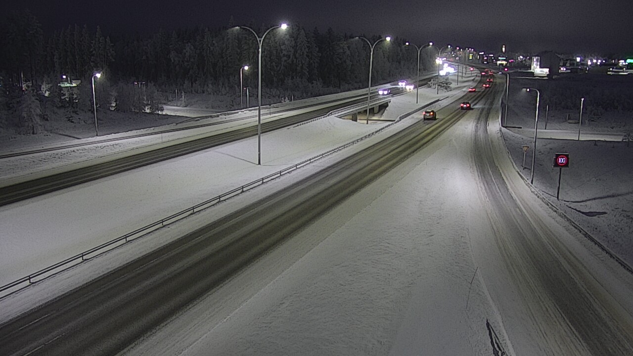 Weather Camera Image Väg 4 Kempele, Zatelliitti, Oulu, Pohjois-Pohjanmaa