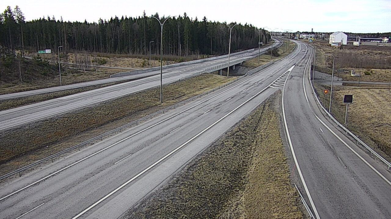 Weather Camera Image Väg 4 Kempele, Zatelliitti, Oulu, Pohjois-Pohjanmaa