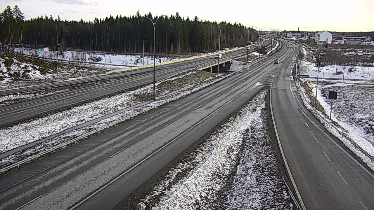 Kelikamerat Kuva Tie 4 Kempele, Zatelliitti, Oulu, Pohjois-Pohjanmaa