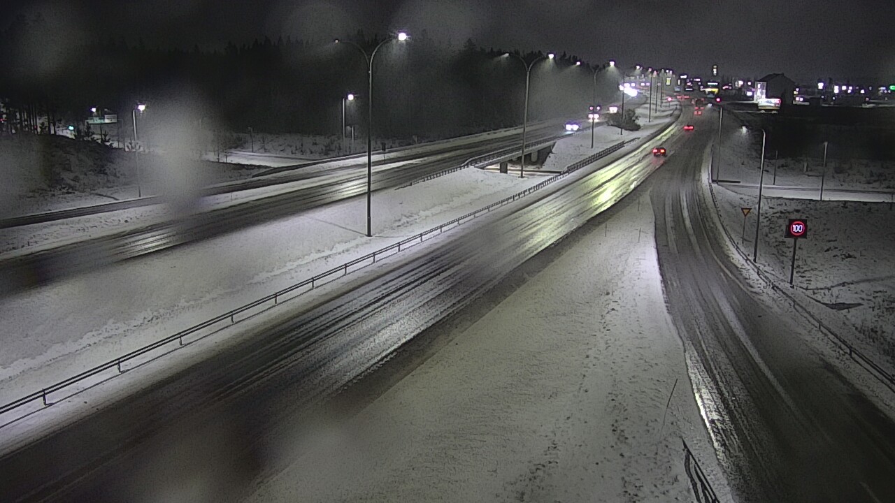 Kelikamerat Kuva Tie 4 Kempele, Zatelliitti, Oulu, Pohjois-Pohjanmaa