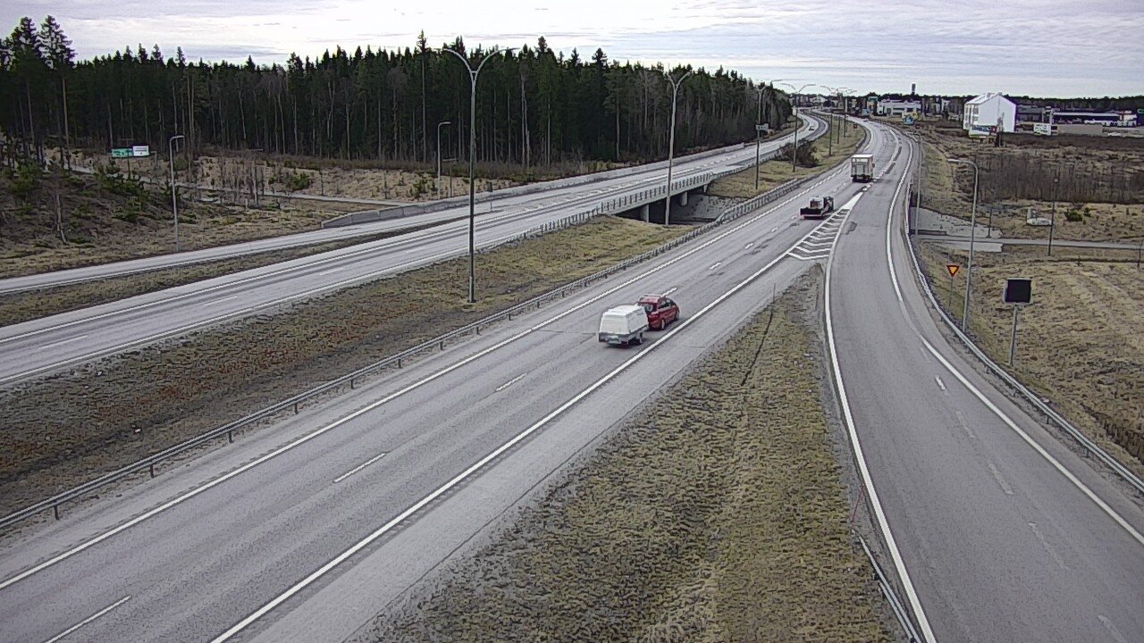 Kelikamerat Kuva Tie 4 Kempele, Zatelliitti, Oulu, Pohjois-Pohjanmaa