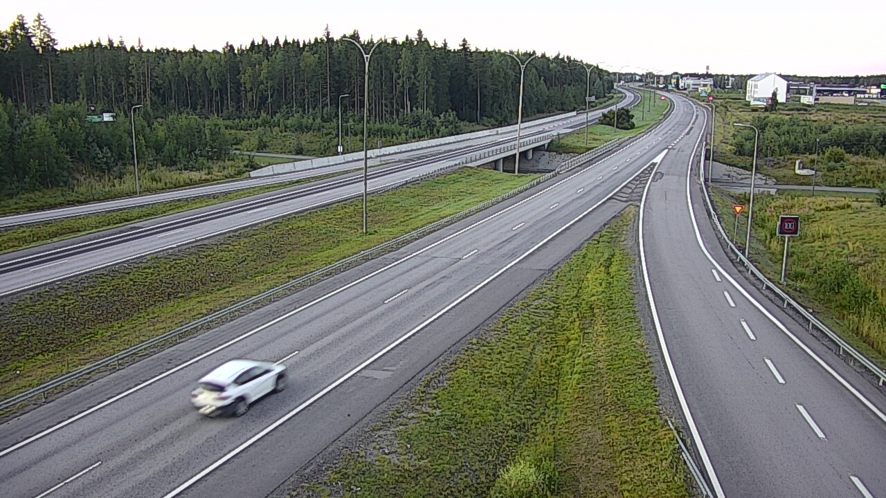 Kelikamerat Kuva Tie 4 Kempele, Zatelliitti, Oulu, Pohjois-Pohjanmaa