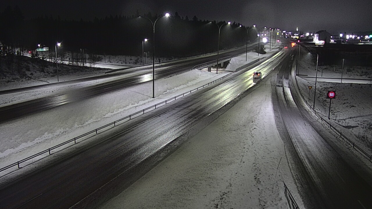 Kelikamerat Kuva Tie 4 Kempele, Zatelliitti, Oulu, Pohjois-Pohjanmaa
