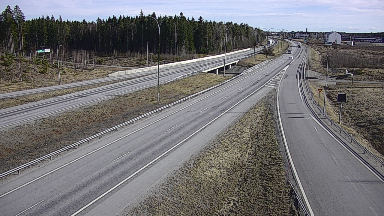 Weather Camera Image Väg 4 Kempele, Zatelliitti, Oulu, Pohjois-Pohjanmaa