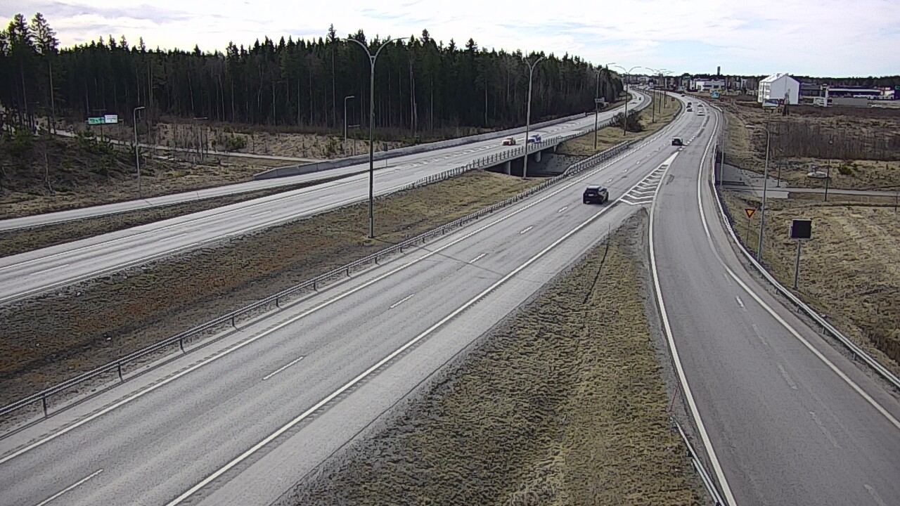 Weather Camera Image Väg 4 Kempele, Zatelliitti, Oulu, Pohjois-Pohjanmaa