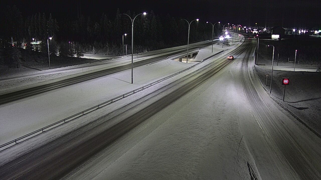 Weather Camera Image Väg 4 Kempele, Zatelliitti, Oulu, Pohjois-Pohjanmaa