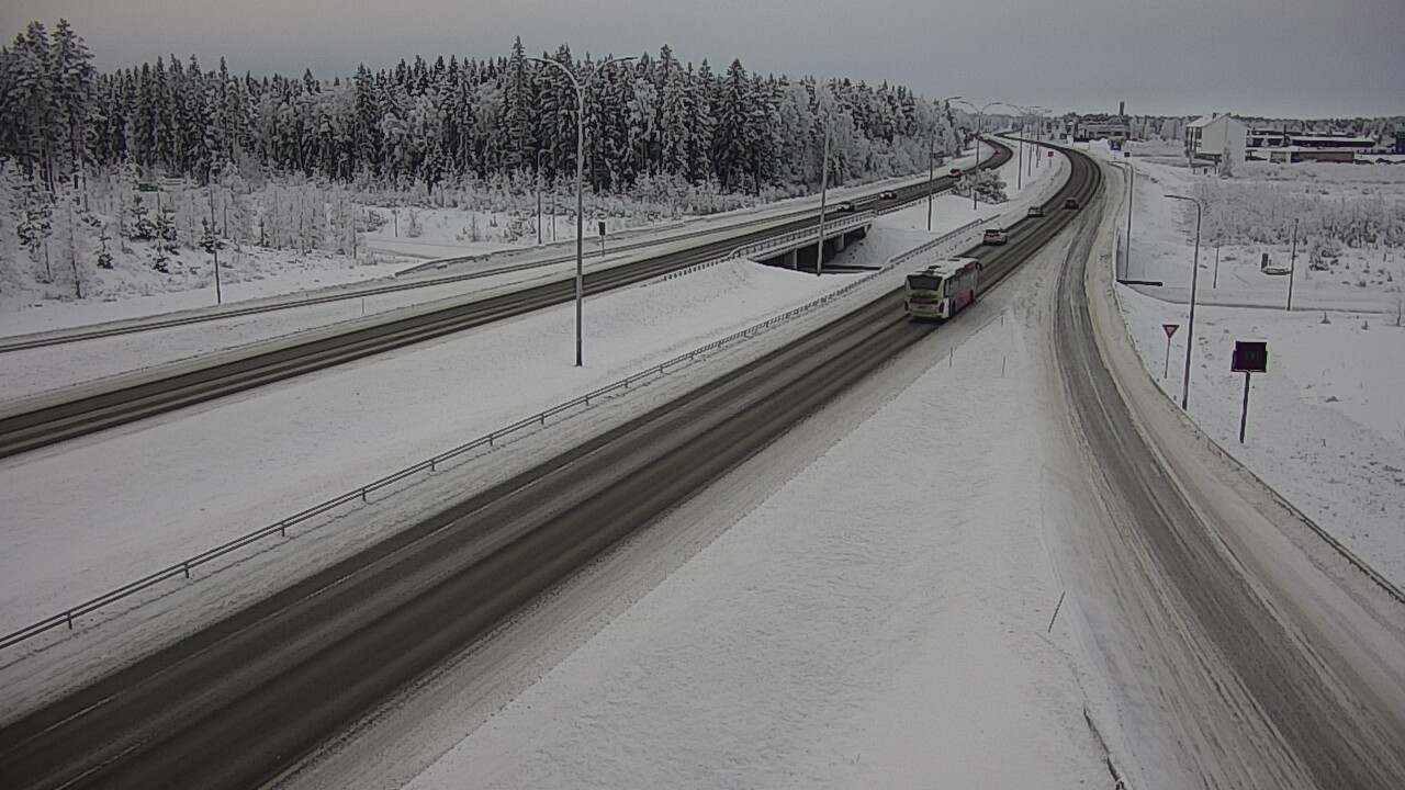Weather Camera Image Väg 4 Kempele, Zatelliitti, Oulu, Pohjois-Pohjanmaa