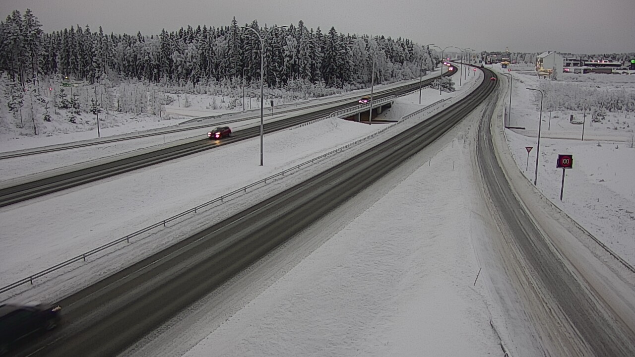 Weather Camera Image Väg 4 Kempele, Zatelliitti, Oulu, Pohjois-Pohjanmaa