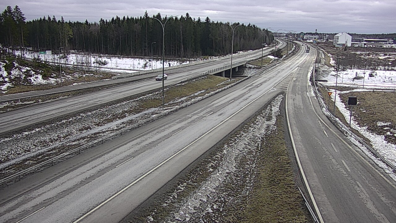 Weather Camera Image Väg 4 Kempele, Zatelliitti, Oulu, Pohjois-Pohjanmaa