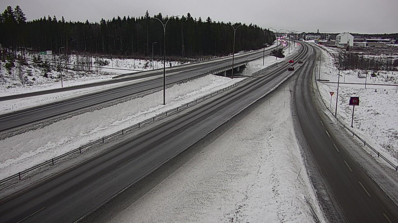 Weather Camera Image Väg 4 Kempele, Zatelliitti, Oulu, Pohjois-Pohjanmaa