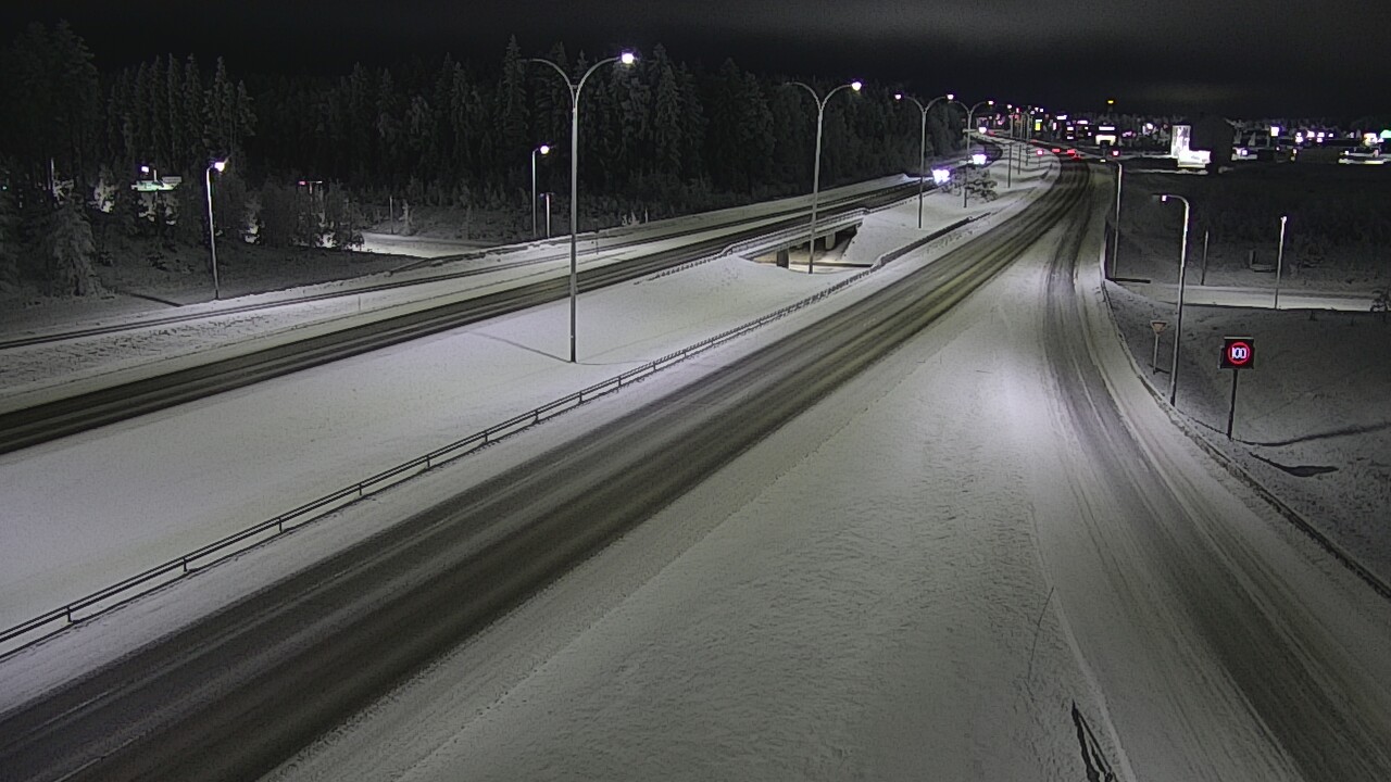 Weather Camera Image Väg 4 Kempele, Zatelliitti, Oulu, Pohjois-Pohjanmaa