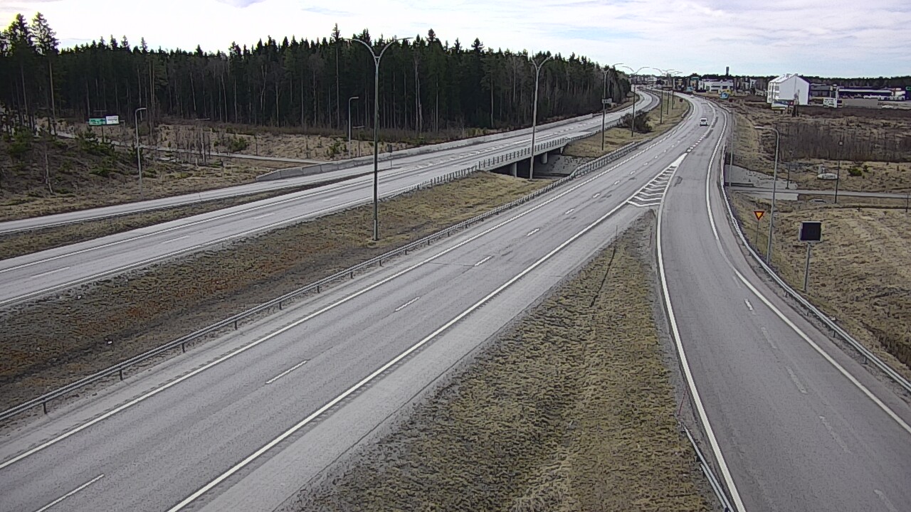 Weather Camera Image Väg 4 Kempele, Zatelliitti, Oulu, Pohjois-Pohjanmaa