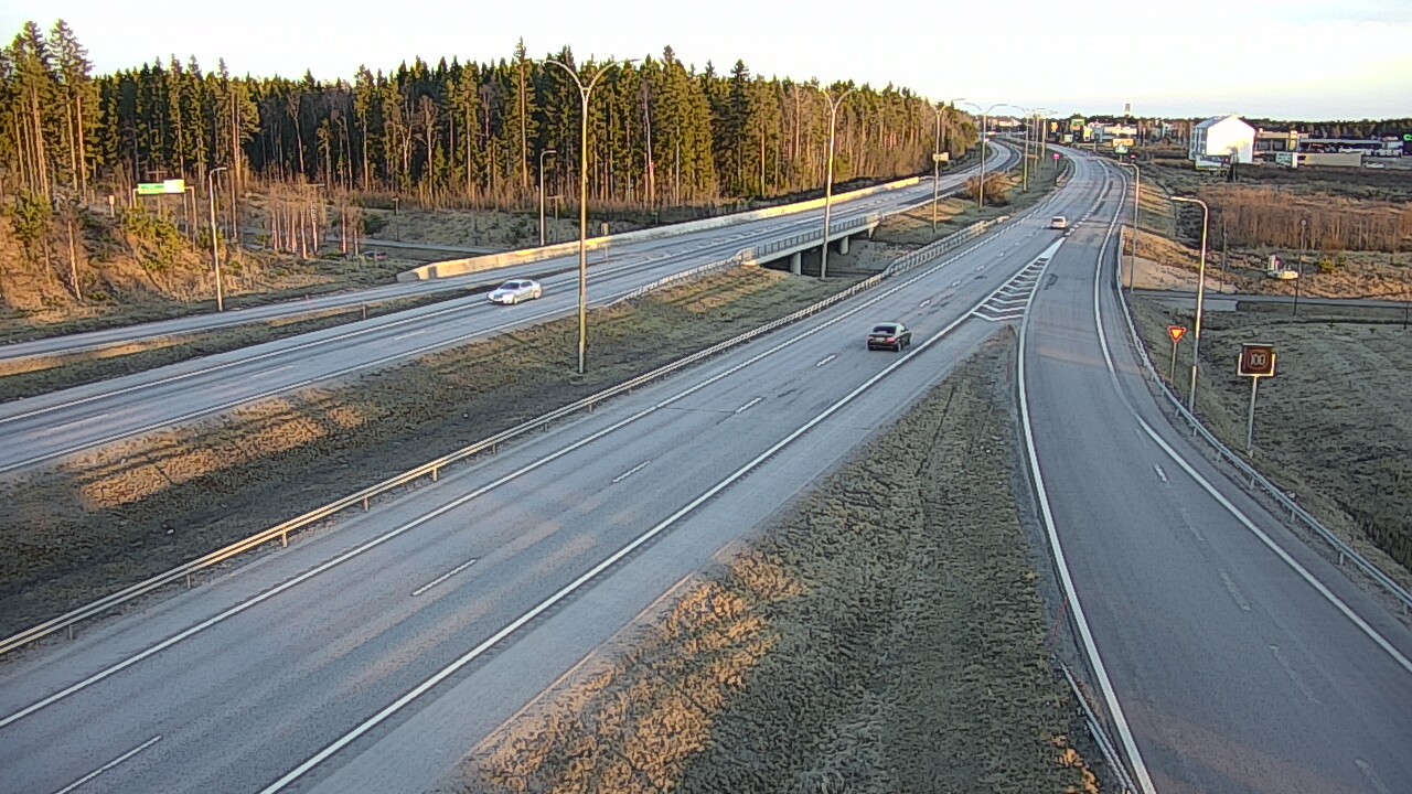 Weather Camera Image Väg 4 Kempele, Zatelliitti, Oulu, Pohjois-Pohjanmaa