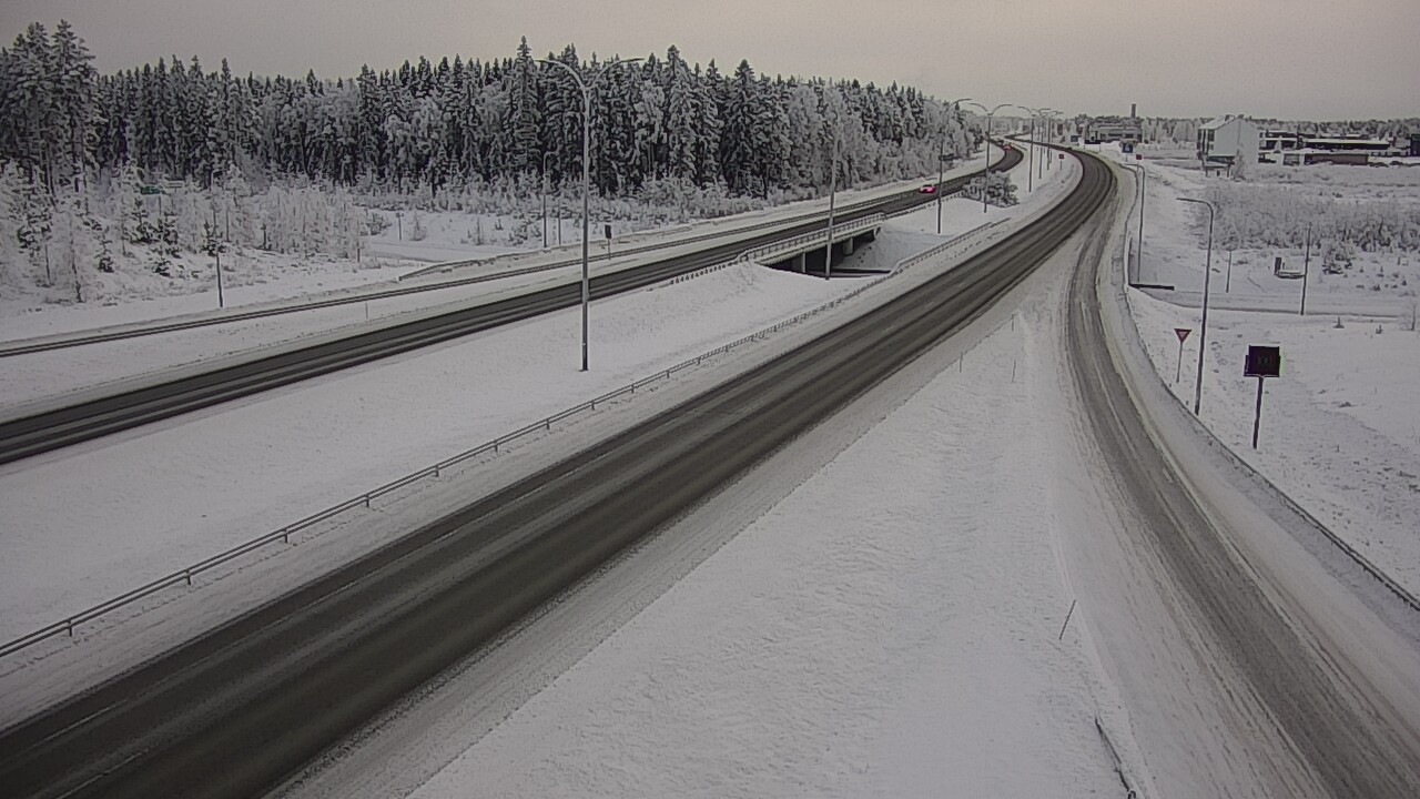 Weather Camera Image Väg 4 Kempele, Zatelliitti, Oulu, Pohjois-Pohjanmaa