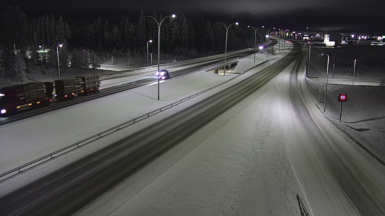 Weather Camera Image Väg 4 Kempele, Zatelliitti, Oulu, Pohjois-Pohjanmaa