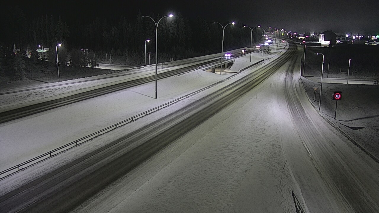 Weather Camera Image Väg 4 Kempele, Zatelliitti, Oulu, Pohjois-Pohjanmaa