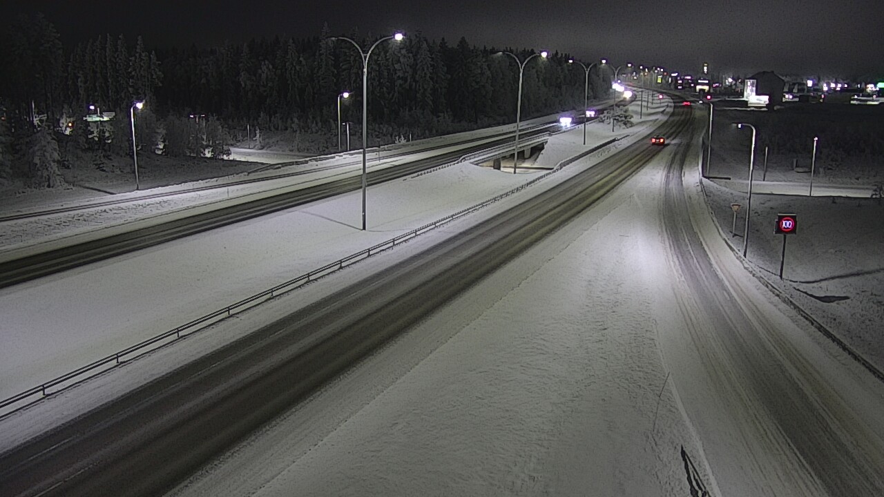 Weather Camera Image Väg 4 Kempele, Zatelliitti, Oulu, Pohjois-Pohjanmaa