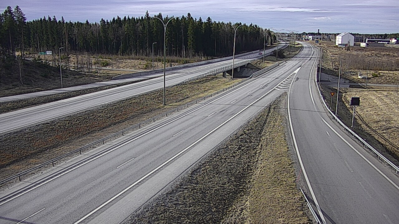Kelikamerat Kuva Tie 4 Kempele, Zatelliitti, Oulu, Pohjois-Pohjanmaa