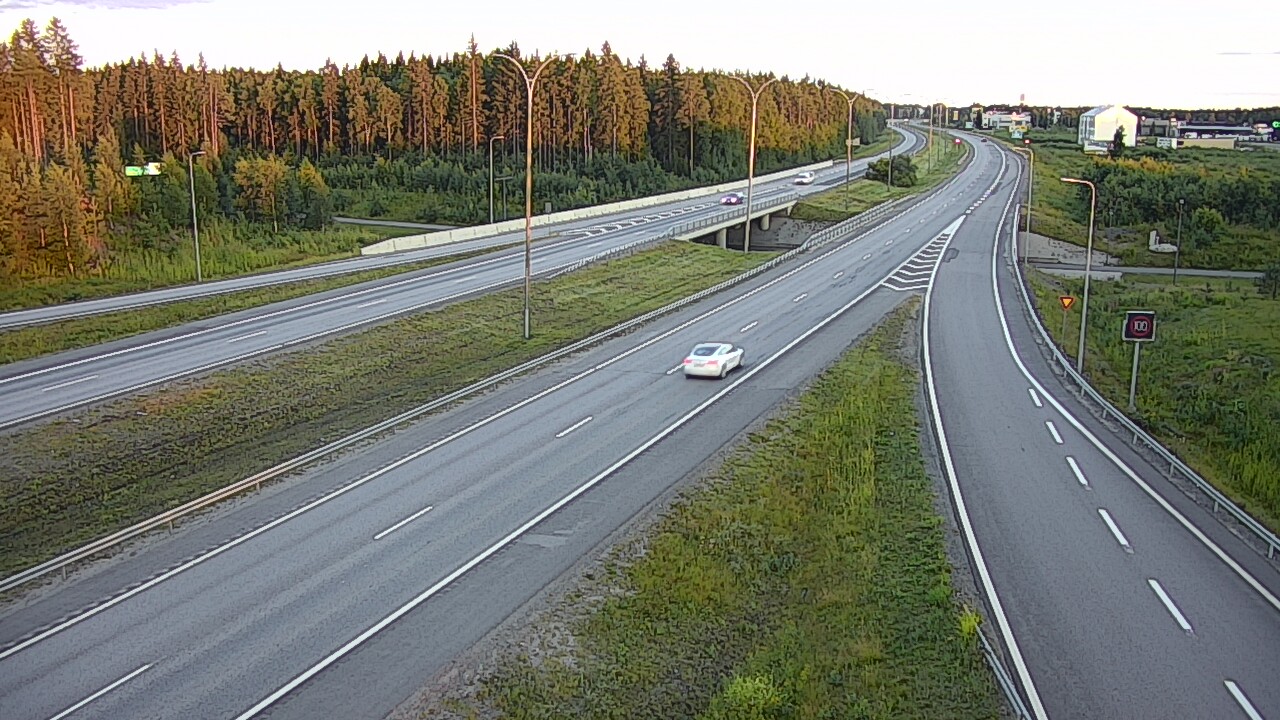 Kelikamerat Kuva Tie 4 Kempele, Zatelliitti, Oulu, Pohjois-Pohjanmaa