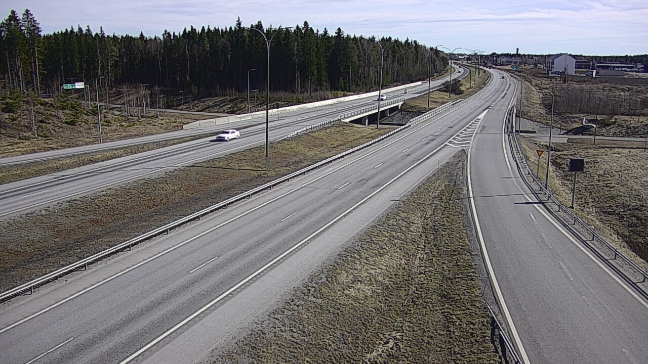 Weather Camera Image Väg 4 Kempele, Zatelliitti, Oulu, Pohjois-Pohjanmaa