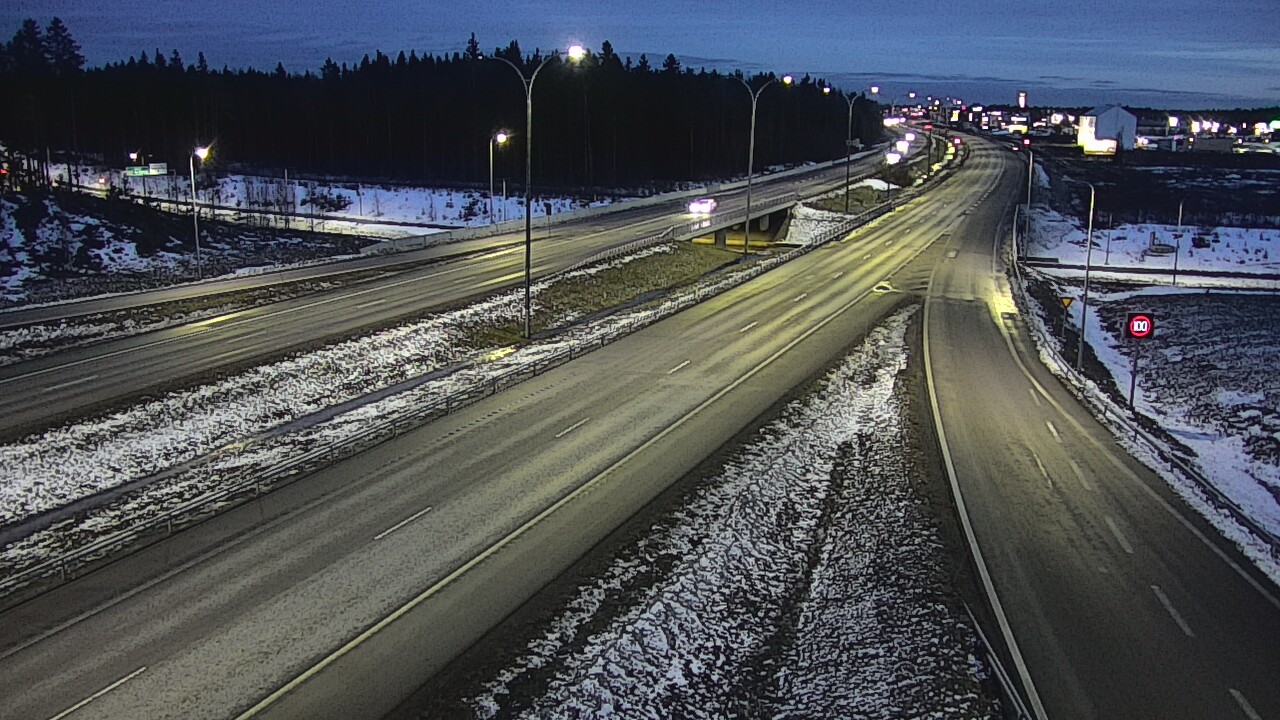 Kelikamerat Kuva Tie 4 Kempele, Zatelliitti, Oulu, Pohjois-Pohjanmaa