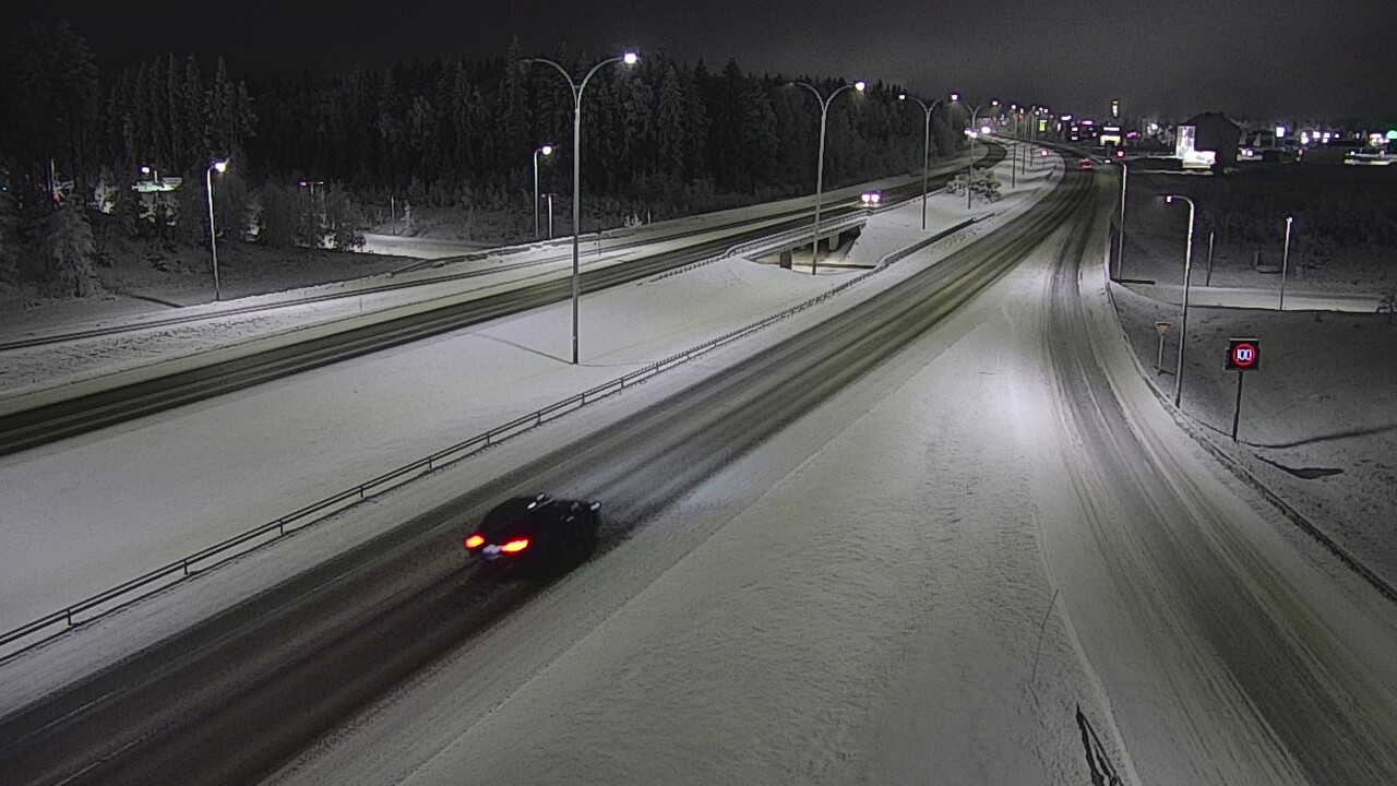 Weather Camera Image Väg 4 Kempele, Zatelliitti, Oulu, Pohjois-Pohjanmaa