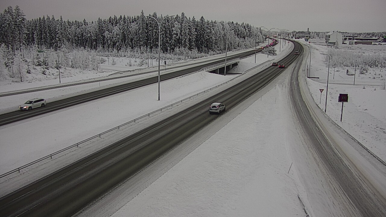 Weather Camera Image Väg 4 Kempele, Zatelliitti, Oulu, Pohjois-Pohjanmaa