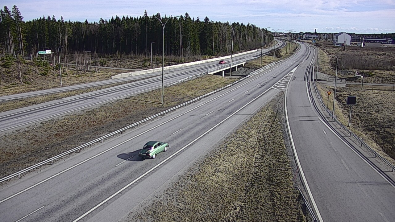 Weather Camera Image Väg 4 Kempele, Zatelliitti, Oulu, Pohjois-Pohjanmaa
