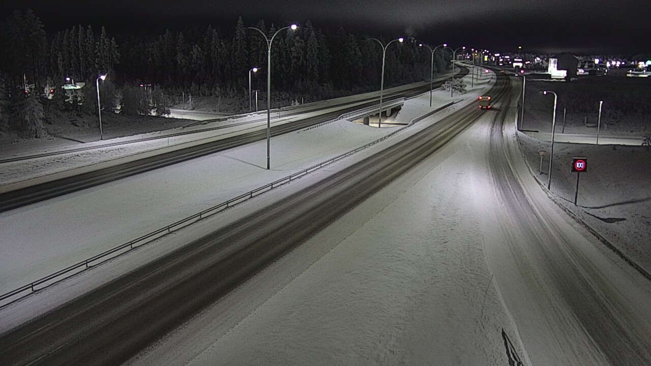 Weather Camera Image Väg 4 Kempele, Zatelliitti, Oulu, Pohjois-Pohjanmaa