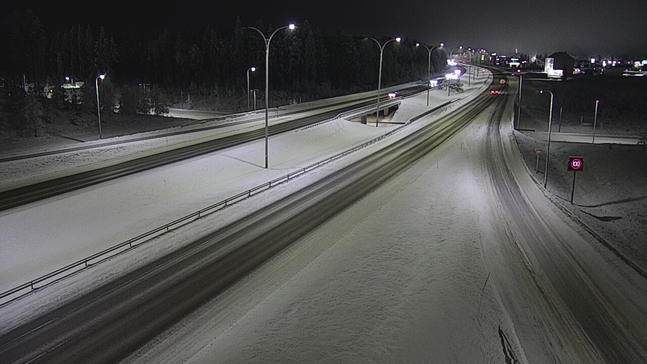 Weather Camera Image Väg 4 Kempele, Zatelliitti, Oulu, Pohjois-Pohjanmaa