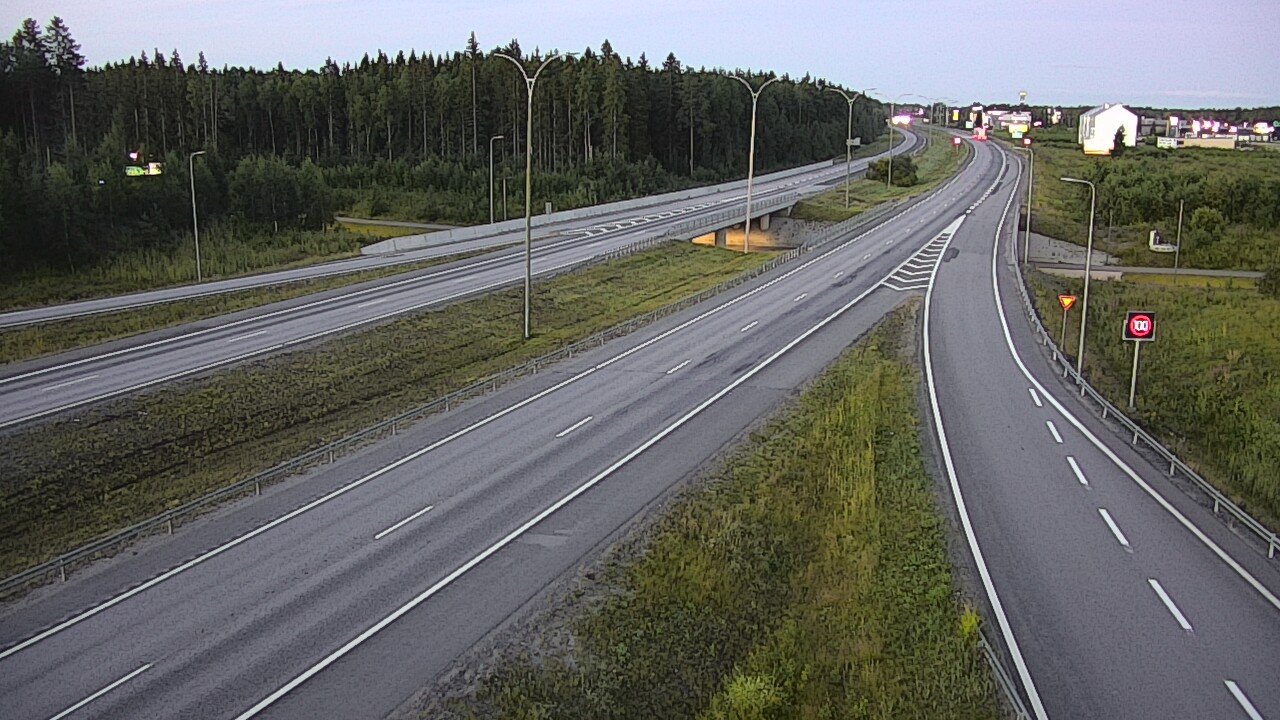 Kelikamerat Kuva Tie 4 Kempele, Zatelliitti, Oulu, Pohjois-Pohjanmaa