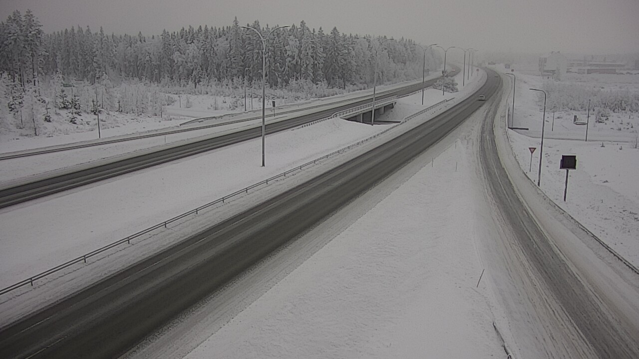 Weather Camera Image Väg 4 Kempele, Zatelliitti, Oulu, Pohjois-Pohjanmaa