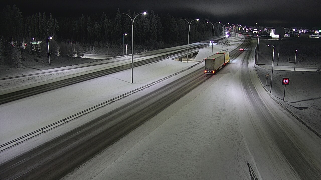 Weather Camera Image Väg 4 Kempele, Zatelliitti, Oulu, Pohjois-Pohjanmaa