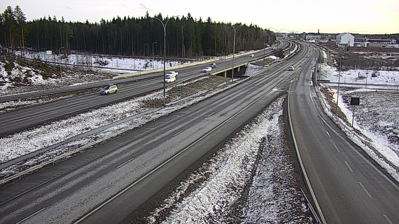 Kelikamerat Kuva Tie 4 Kempele, Zatelliitti, Oulu, Pohjois-Pohjanmaa