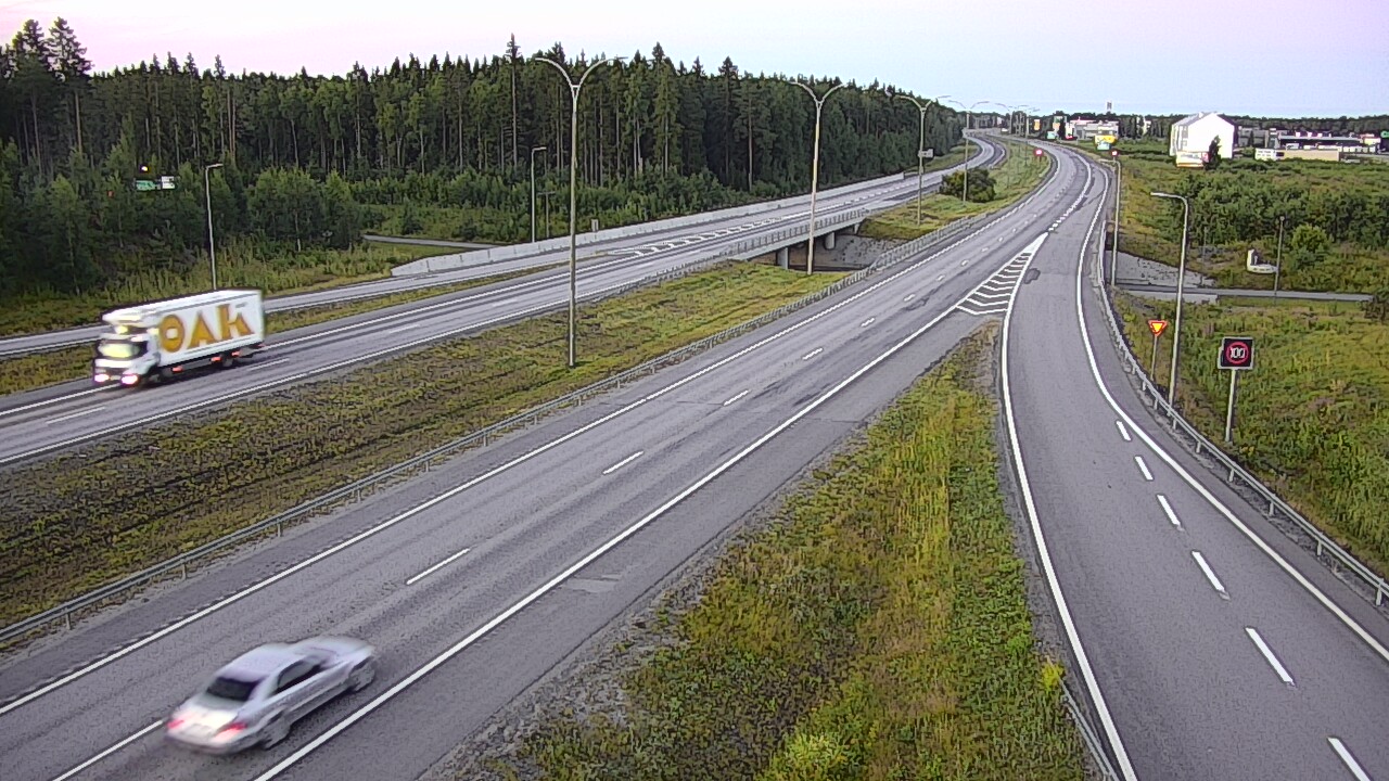 Kelikamerat Kuva Tie 4 Kempele, Zatelliitti, Oulu, Pohjois-Pohjanmaa