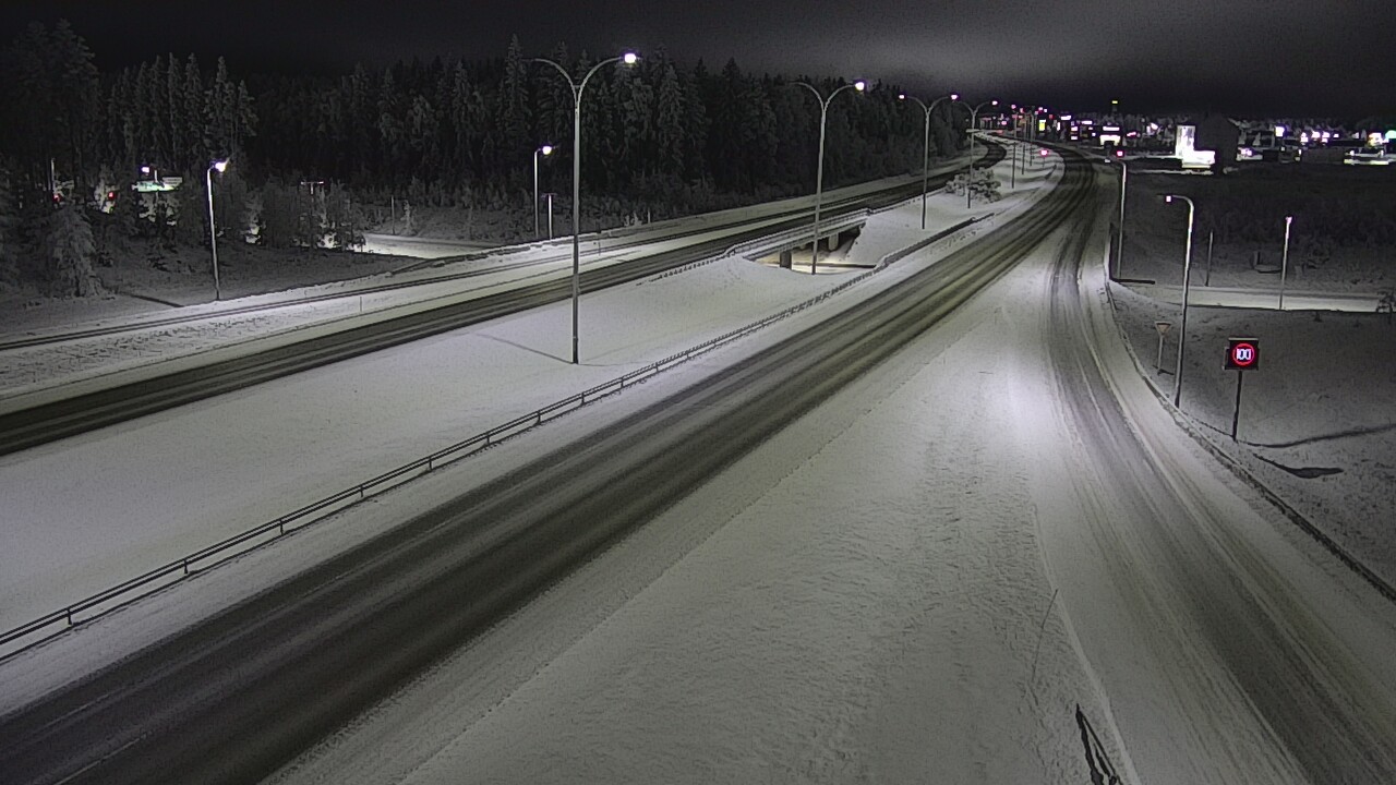 Weather Camera Image Väg 4 Kempele, Zatelliitti, Oulu, Pohjois-Pohjanmaa