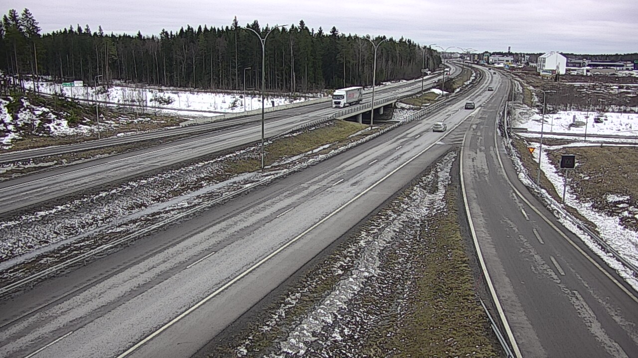 Weather Camera Image Väg 4 Kempele, Zatelliitti, Oulu, Pohjois-Pohjanmaa