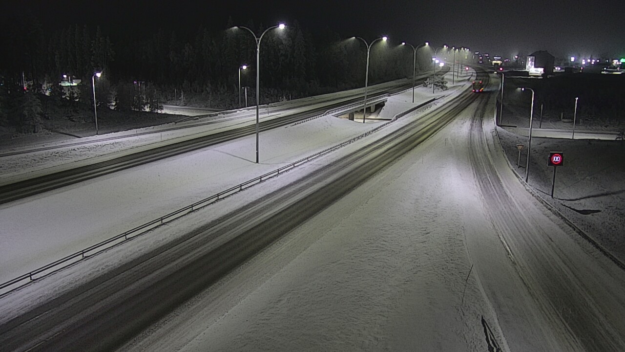 Weather Camera Image Väg 4 Kempele, Zatelliitti, Oulu, Pohjois-Pohjanmaa