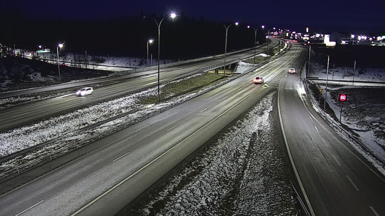 Kelikamerat Kuva Tie 4 Kempele, Zatelliitti, Oulu, Pohjois-Pohjanmaa