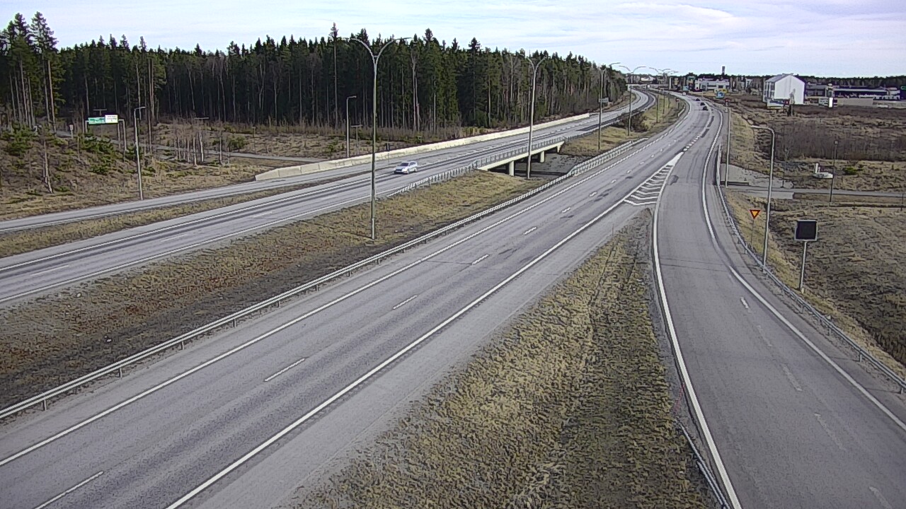 Weather Camera Image Väg 4 Kempele, Zatelliitti, Oulu, Pohjois-Pohjanmaa