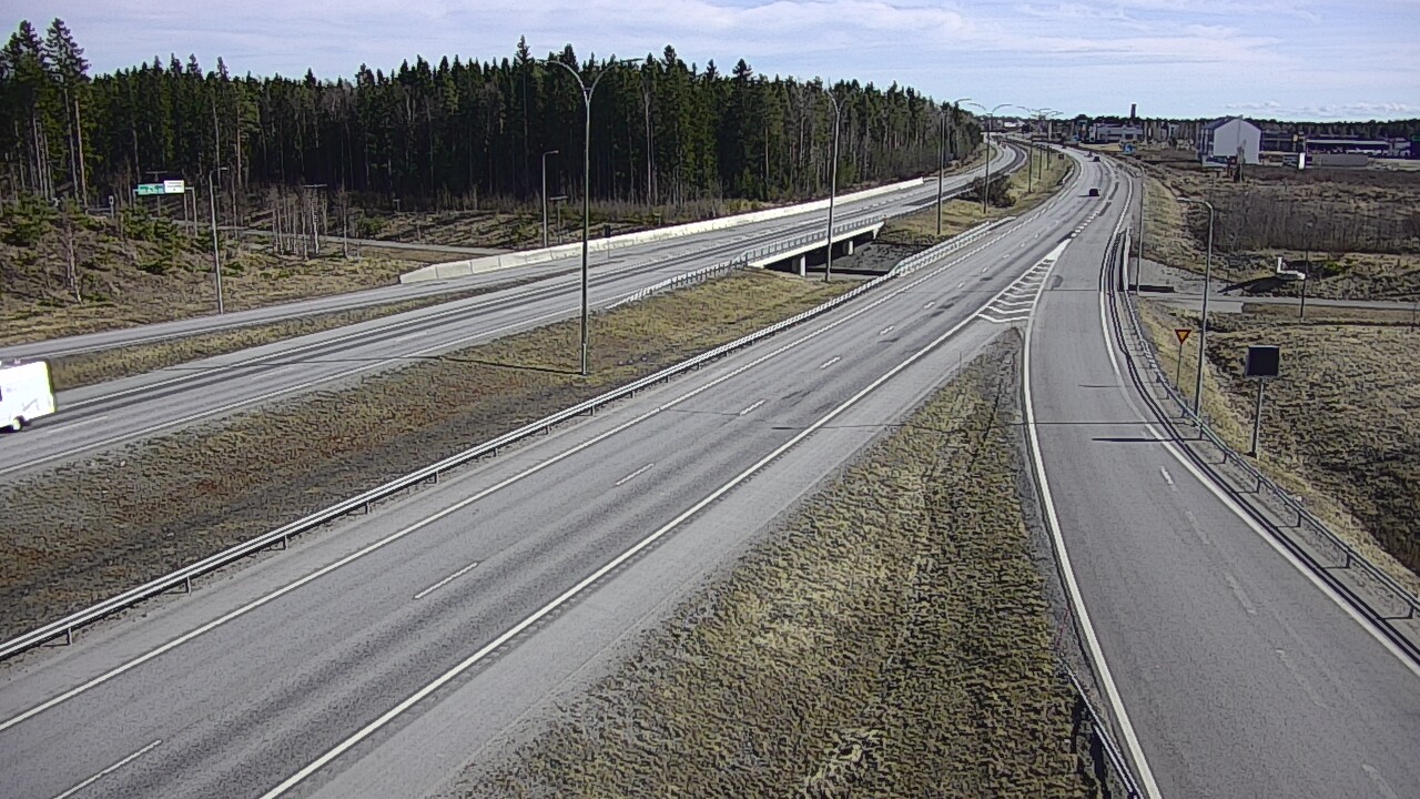 Weather Camera Image Väg 4 Kempele, Zatelliitti, Oulu, Pohjois-Pohjanmaa
