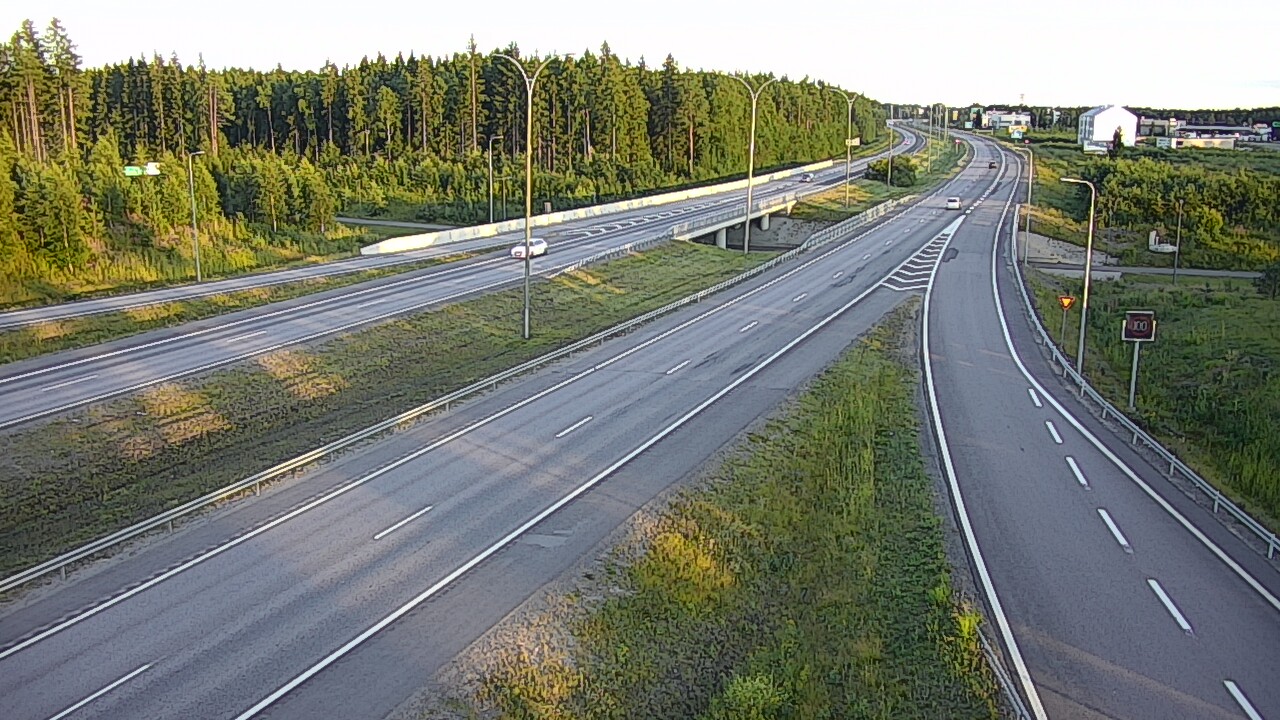 Kelikamerat Kuva Tie 4 Kempele, Zatelliitti, Oulu, Pohjois-Pohjanmaa