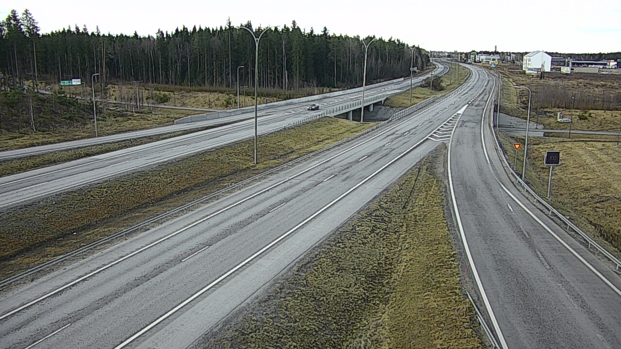 Weather Camera Image Väg 4 Kempele, Zatelliitti, Oulu, Pohjois-Pohjanmaa