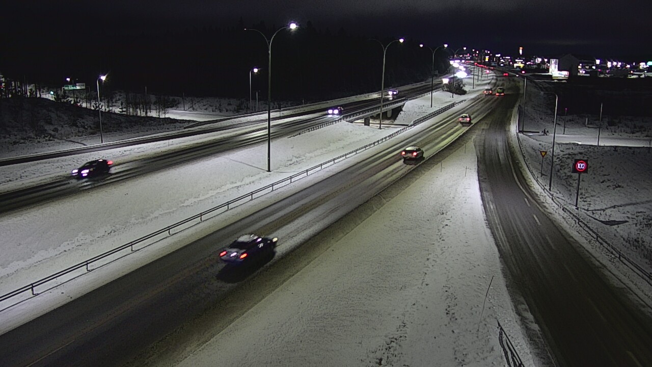 Kelikamerat Kuva Tie 4 Kempele, Zatelliitti, Oulu, Pohjois-Pohjanmaa